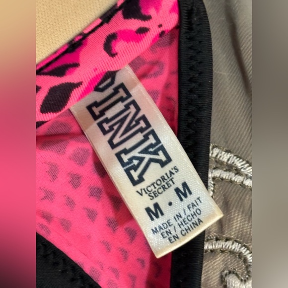 Pink swimsuit top - Picture 3 of 3